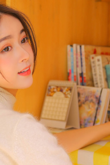揉小丫鬟嫩奶